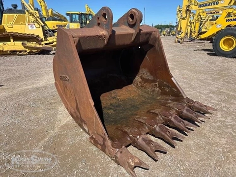 Front of used Bucket